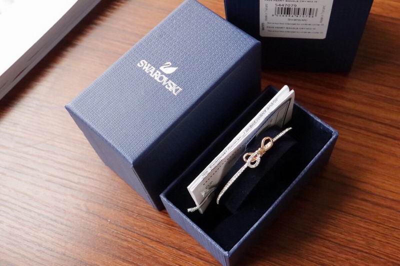 Swarovski Bracelet 01lyr18 (3)